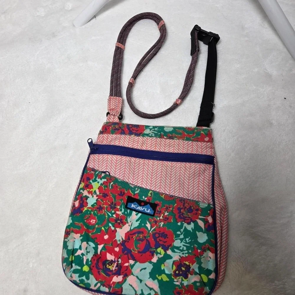 Kavu Keeper Crossbody Bag Rose Garden Floral Print Rope Sling Strap Cotton